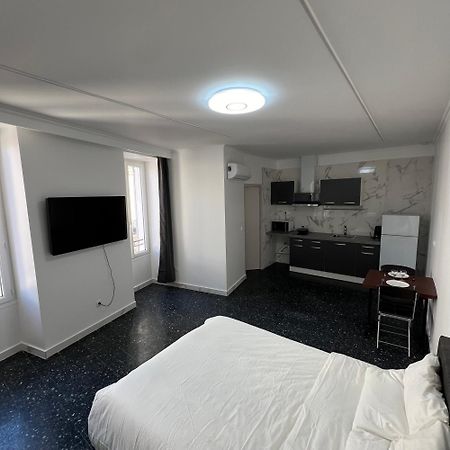 Suite St Charles, Canebiere, Vieux-Port マルセイユ エクステリア 写真