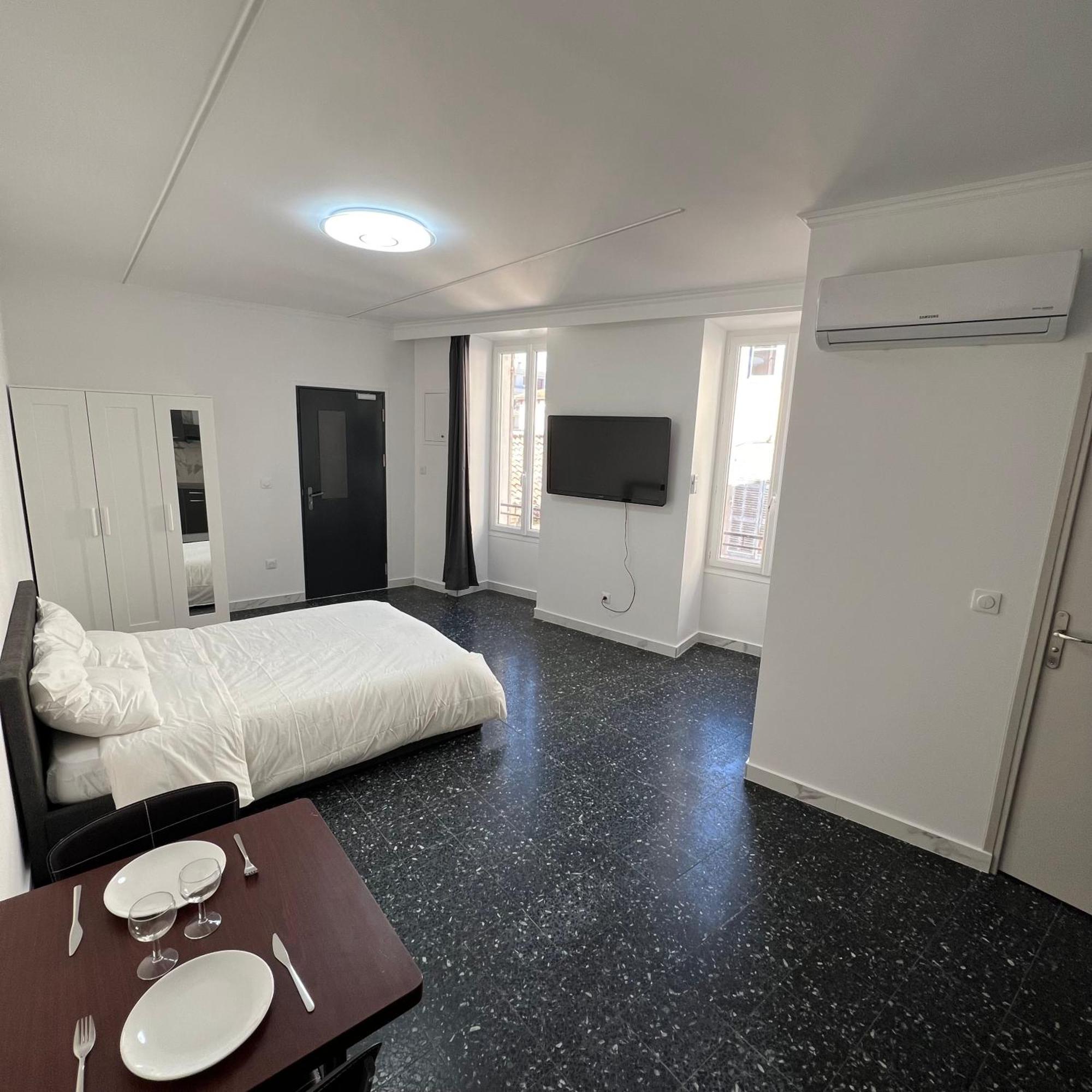 Suite St Charles, Canebiere, Vieux-Port マルセイユ エクステリア 写真