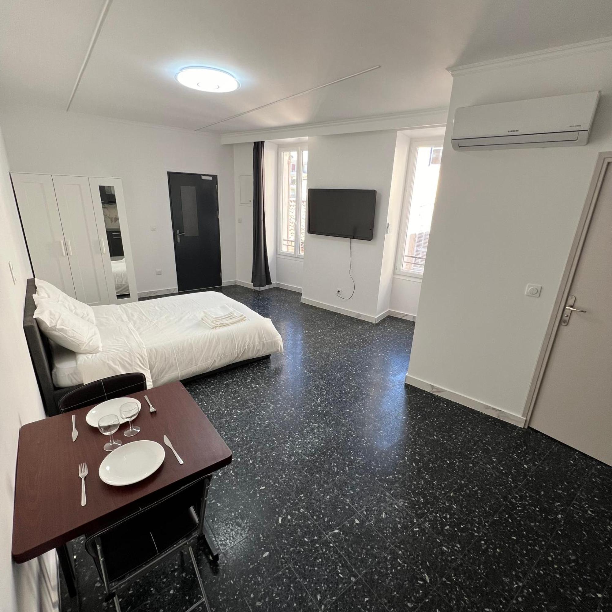 Suite St Charles, Canebiere, Vieux-Port マルセイユ エクステリア 写真